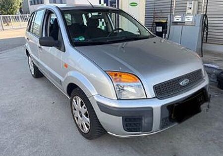 Ford Fusion Fun X