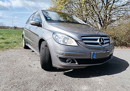 Mercedes-Benz B 200 - Tüv 28, Xenon, Sitzheizung, Automatik
