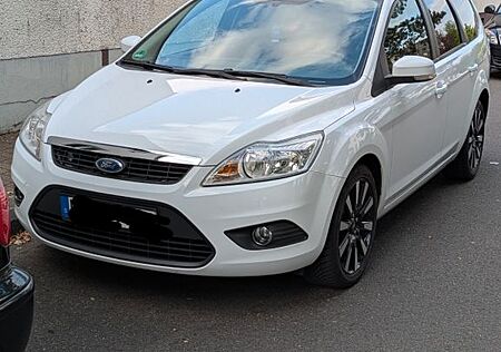 Ford Focus 1,8 White Magic Turnier White Magic