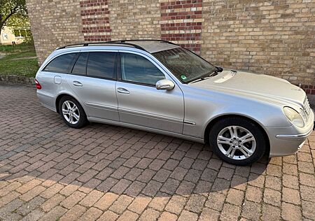 Mercedes-Benz E 320 CDI T ELEGANCE