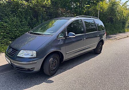 VW Sharan Volkswagen 1.9TDI 85kW Comfortline Comfortline