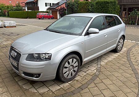 Audi A3 1.6 Ambiente Sportback Ambiente