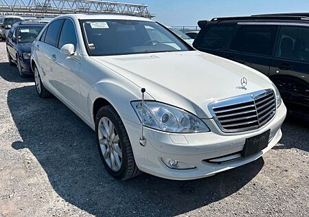 Mercedes-Benz S 550