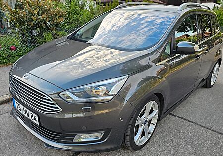 Ford C-Max 2,0TDCi 125kW PowerShift Titanium Titanium