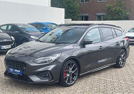 Ford Focus Turnier 2.3 EcoBoost S&S Aut. ST