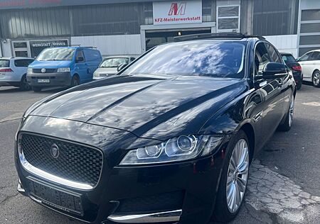 Jaguar XF E-Perfo. 163PS Automatik/Panorama/Leder/Xenon