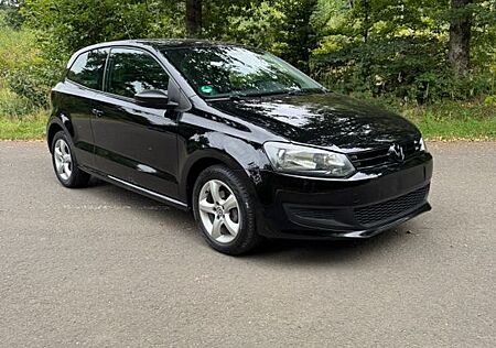 VW Polo Volkswagen 6R TÜV, Inspektion und Steuerkette neu!!