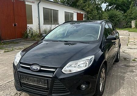 Ford Focus 1,6TDCi 85kW Champions Edition Turnier...
