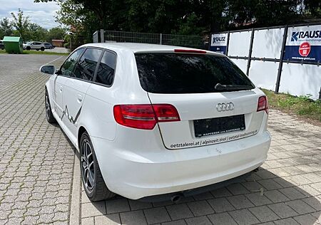 Audi A3 Sportback 1.6 TDI Attraction
