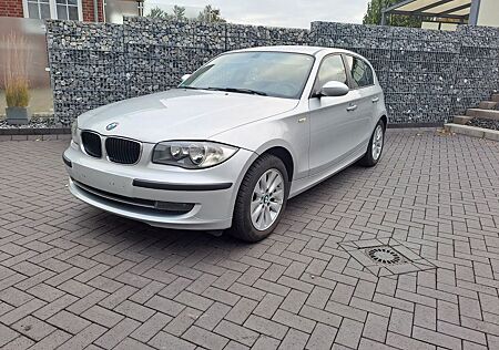 BMW 116i E87 TüV, Steuerketten & Service neu!