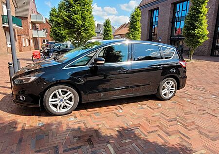 Ford S-Max 2,0 TDCi 110kW Business Ed PowerShift ...