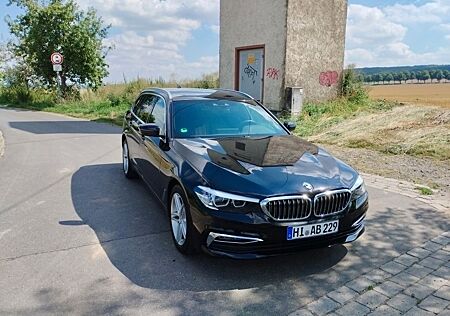 BMW 530d Touring A Neuwagen Zustand