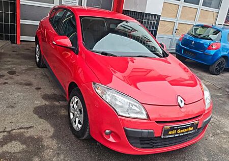 Renault Megane III , Scheckheft gepflegt+ Zahnriemen neu