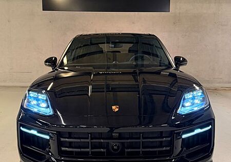 Porsche Cayenne E-Hybrid Black Edition