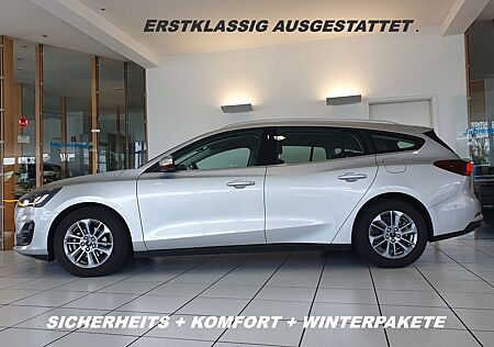 Ford Focus 27.000 KM FAMILIENKOMBI. AUSSTATTUNG - PERFEKT !