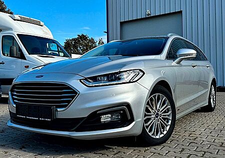 Ford Mondeo 2.0 EcoBlue AWD 1.HAND RFKAM LED NAVI AHK