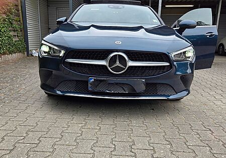 Mercedes-Benz CLA 250 Shooting Brake CLA 250 Vollausstattung
