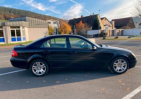 Mercedes-Benz E 220 CDI Limousine, Standheizung | Garagenwagen