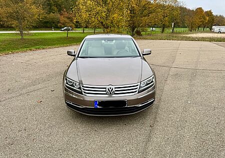VW Phaeton Volkswagen 3.6 V6 4MOTION Tiptronic 5-Sitzer -
