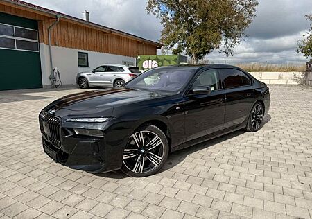 BMW 740xd *M Sport*VOLL*TV*SKY*AUT.TÜR*G.LUSSO*EXECU