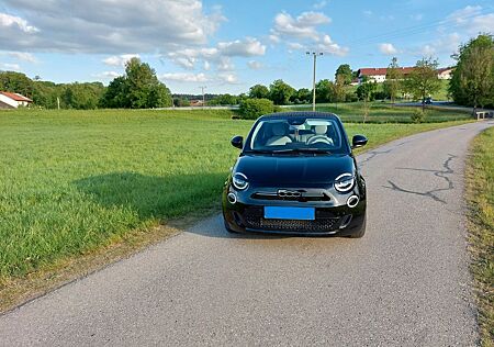 Fiat 500E La Prima Cabrio 42 kWh La Prima