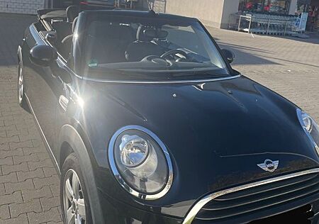 Mini Cooper Cabrio | Midnight Black | 2.Hand