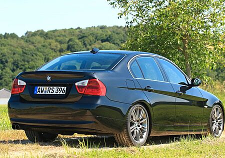 BMW 325i e90 - TÜV NEU! - Gute Ausstattung - 8-fach