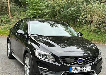 Volvo V90 Cross Country S60 Cross Country D3 Geartronic -