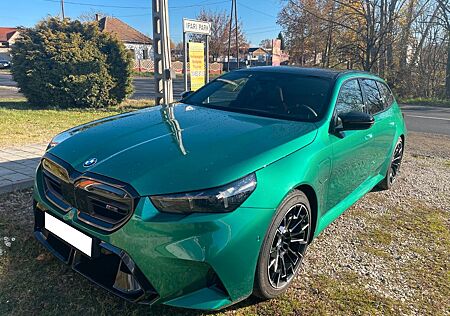 BMW M5 Touring Pano, B&W, AHK, SOFORT!