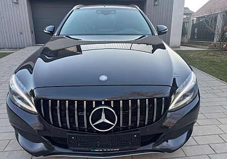 Mercedes-Benz C 220 d 4MATIC AVANTGARDE Autom. AVANTGARDE