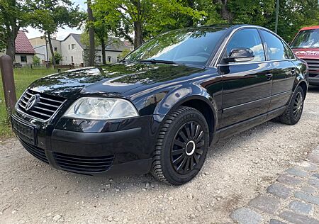 VW Passat Volkswagen Lim. Comfortline Family Klimaaut. Sitzhz