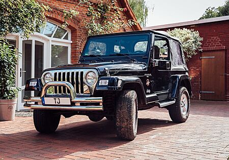 Jeep Wrangler TJ Sahara 4.0 Dachträger, AHK, AC, Soft