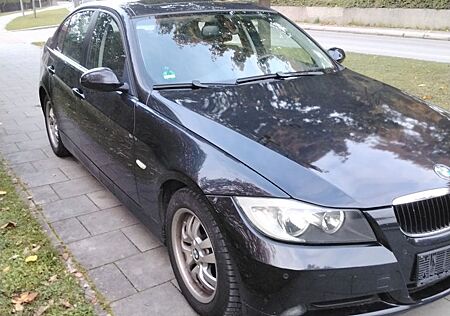 BMW 320i 320 Baureihe 3 Lim.