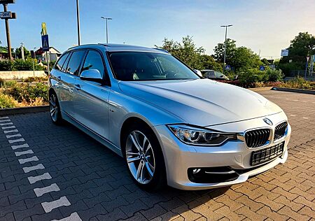 BMW 330d xDrive PANORAMA/SPORT/LEDER