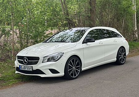 Mercedes-Benz CLA 250 Shooting Brake CLA 250 DCT 4MATIC Sh...