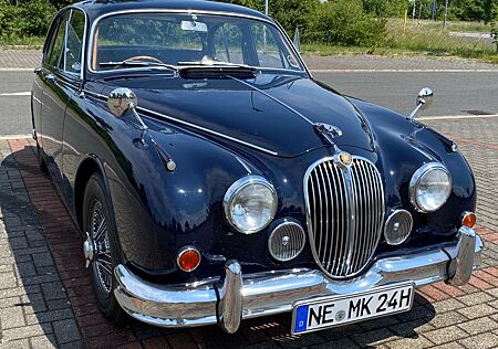 Jaguar MK II