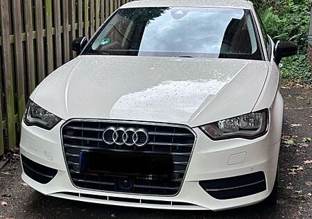 Audi A3 1.4 TFSI S tronic Ambiente Sportback Ambiente