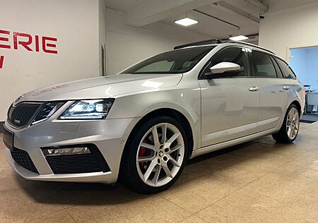 Skoda Octavia Combi RS*4x4*ACC*AHK*PANO*KAM*SPUR*