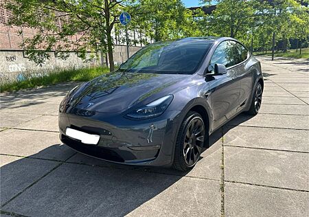 Tesla Model Y Long Range AWD 20Zoll & AIl Inclusive