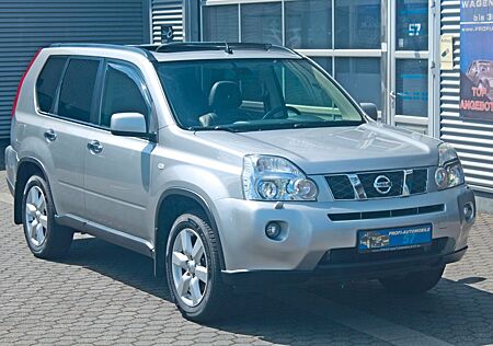 Nissan X-Trail 4x4 2.0 dCi *NAVI*LEDER*PANORAMA*KAMERA*