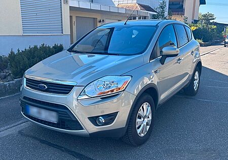 Ford Kuga 2.0 TDCi Titanium | Allrad | Automatik