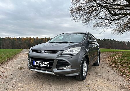 Ford Kuga 1,5 EcoBoost 2x4 110kW Titanium Titanium