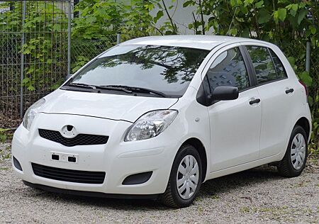 Toyota Yaris 1,0-l-VVT-i Sol