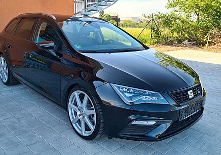 Seat Leon ST 2.0 TDI DSG LED Navi AHK ACC LDW