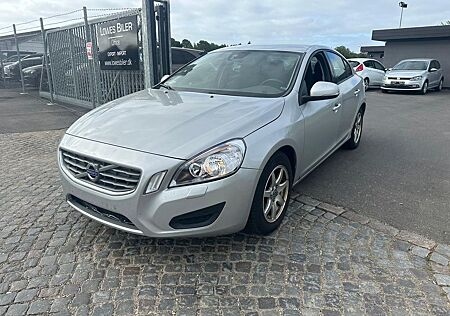 Volvo S60 Lim. Basis 1.6 Diesel