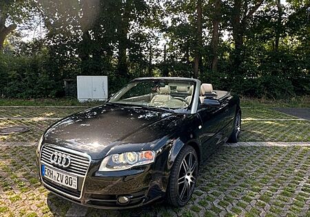 Audi A4 1.8 T multitronic Cabriolet -Sommerfahrzeug