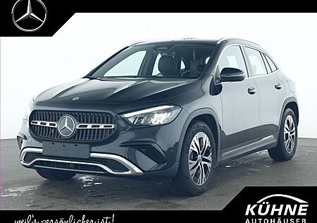 Mercedes-Benz GLA 180 Progressive+Leder+Panodach+AHZV+Volldig