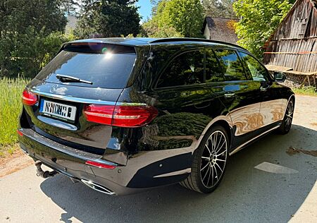 Mercedes-Benz E 400 d 4MATIC T AMG - WIDE - Standheizung