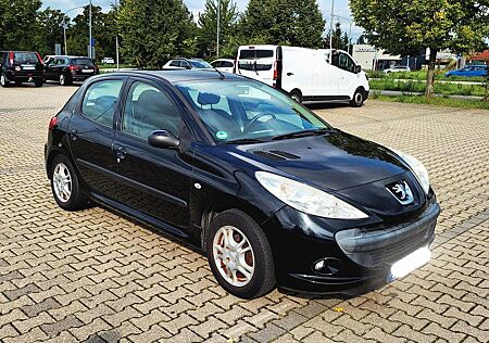Peugeot 206 +, *Klima*AHK*unfallfrei*
