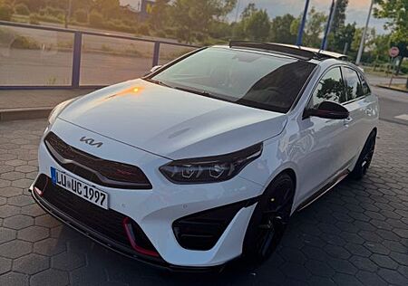Kia Pro_ceed pro_cee'd / ProCeed 1.6 T-GDI DCT GT GT